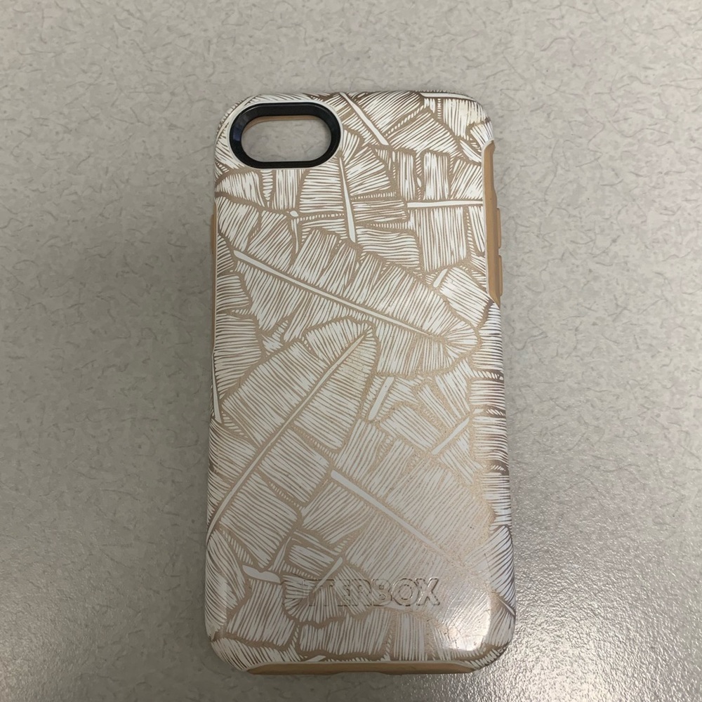 iPhone 7 or 8 Otterbox case
